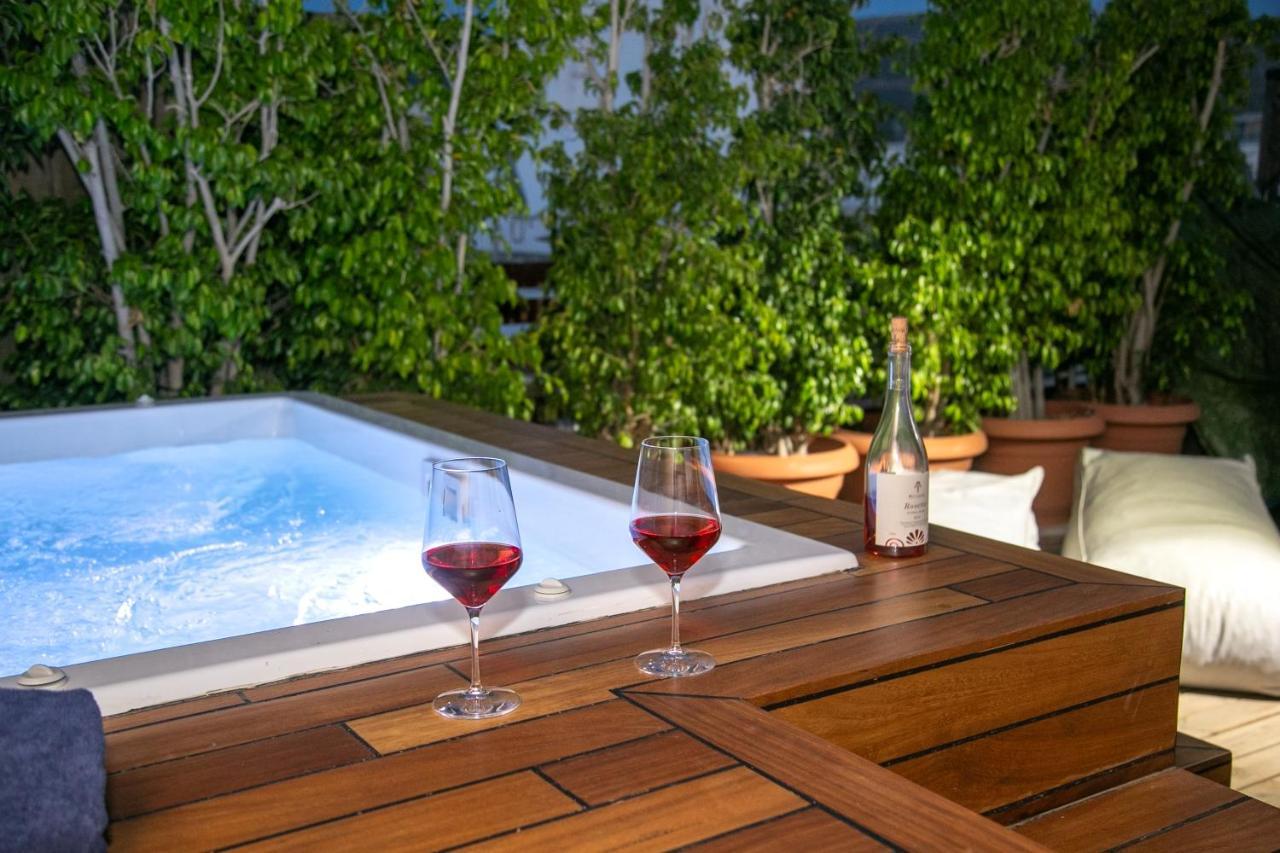 Beautiful Penthouse In Athens With Outside Jacuzzi Leilighet Eksteriør bilde